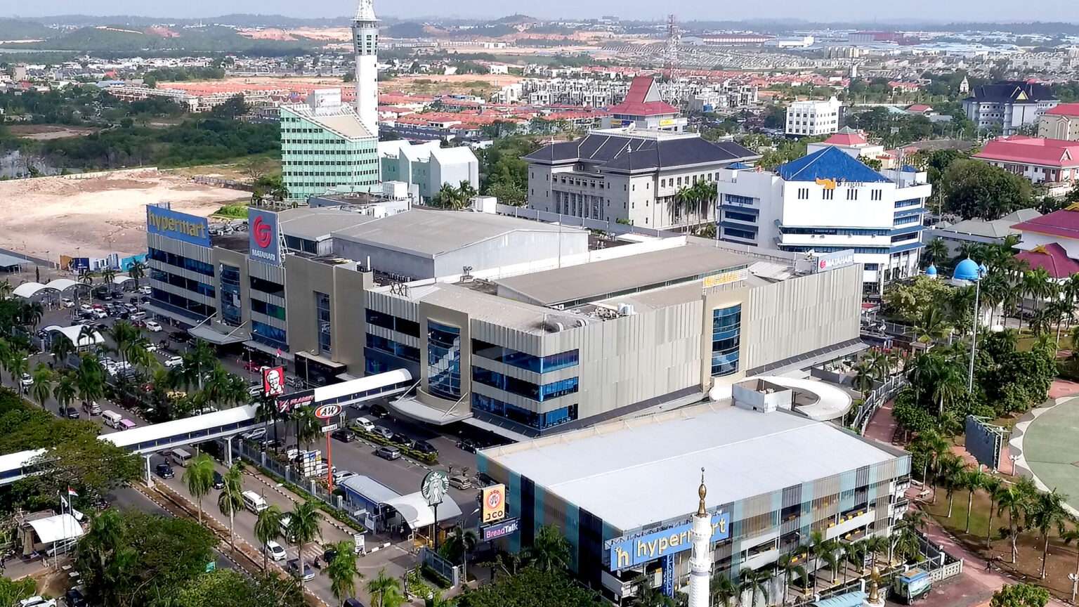 Pusat Perbelanjaan Mega Mall Batam Centre